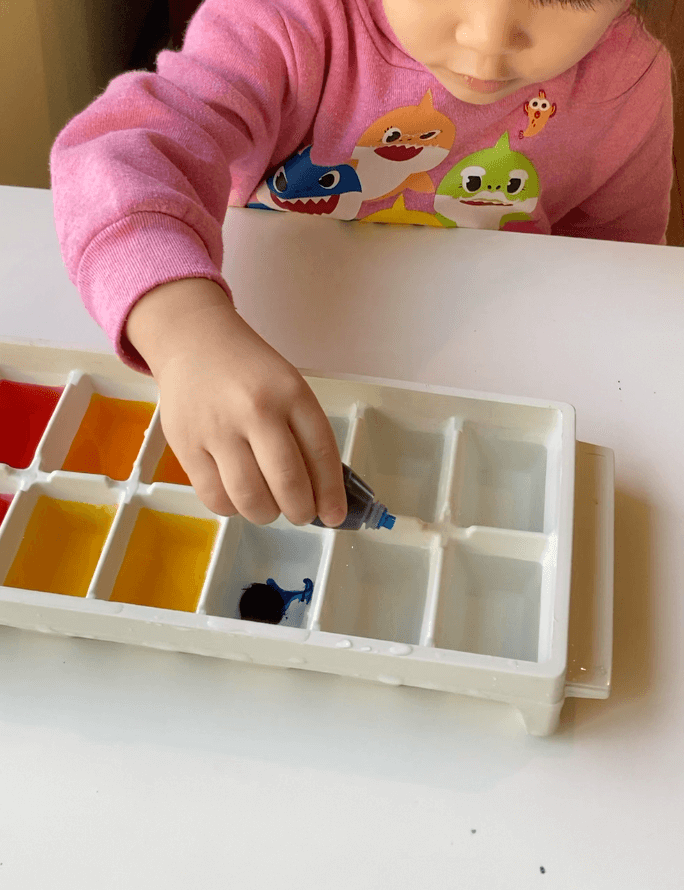 Color Mixing Ice Cubes
