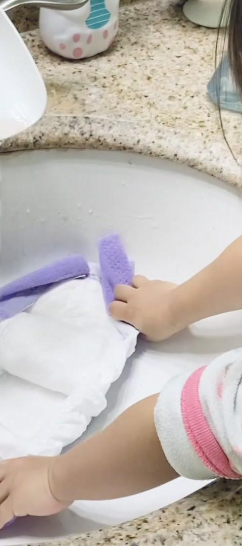 Diaper Snow City Play