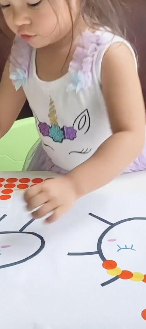 Dot Sticker Shape Fill