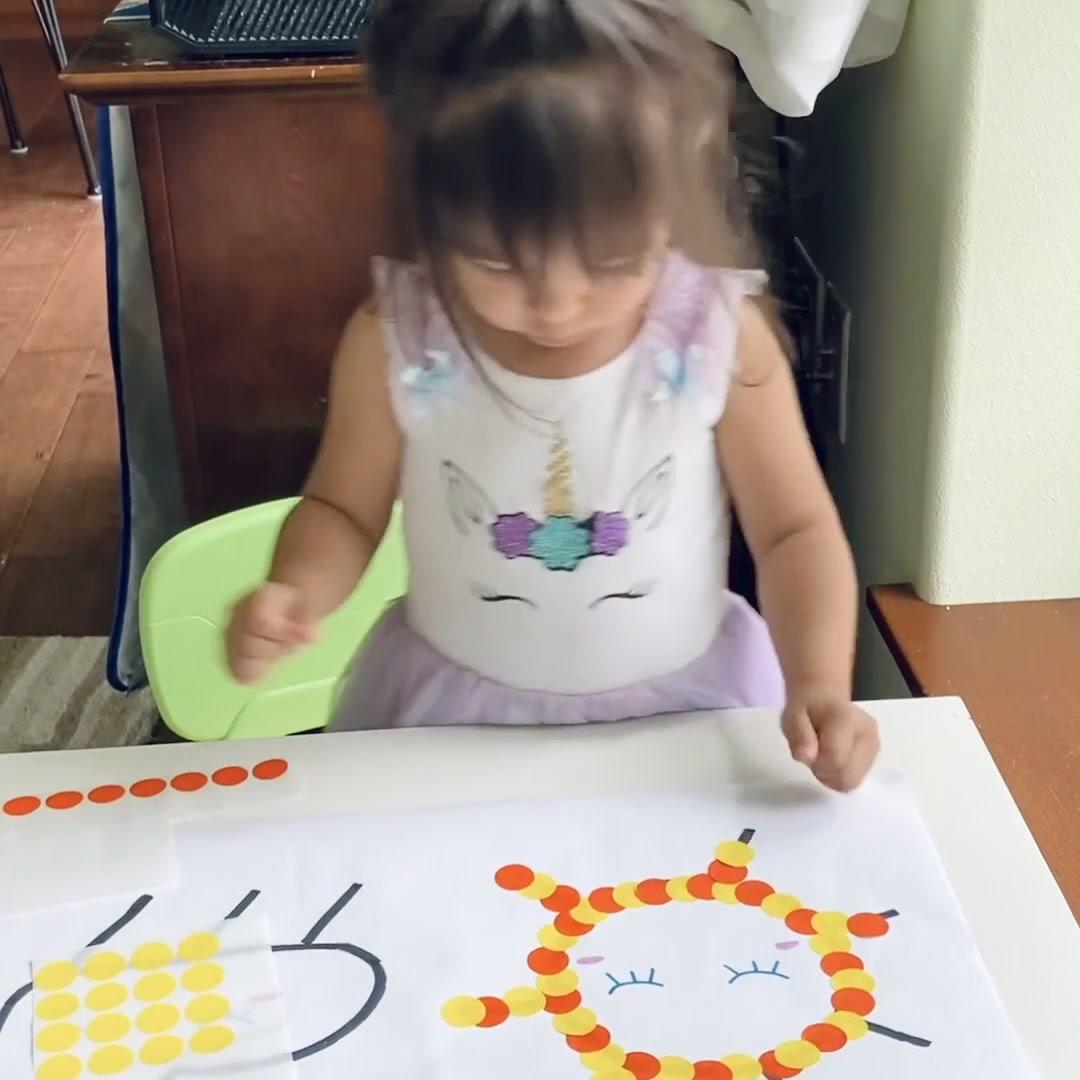 Dot Sticker Shape Fill