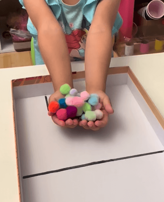 Pom-Pom Capture Contest