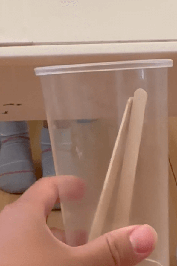 Tilted Table Stick Catch